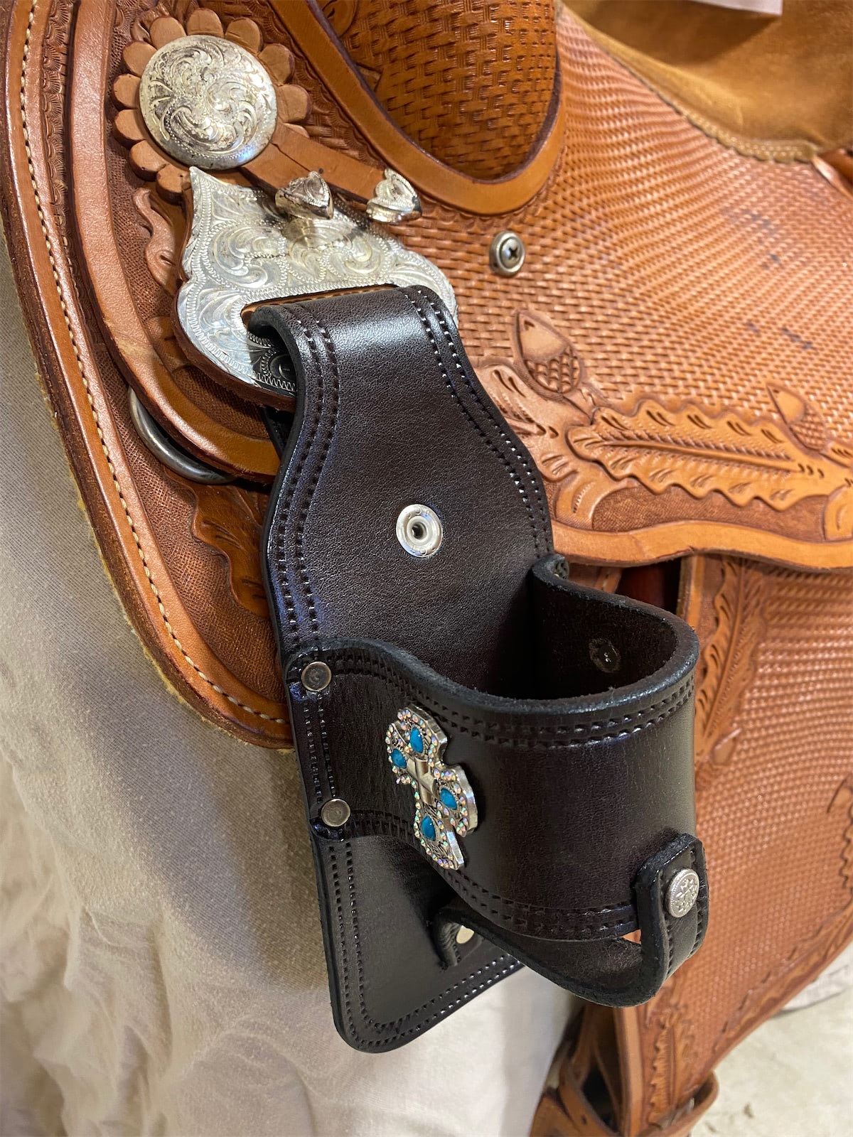 Saddle Sipper - Saddle Drink Holster