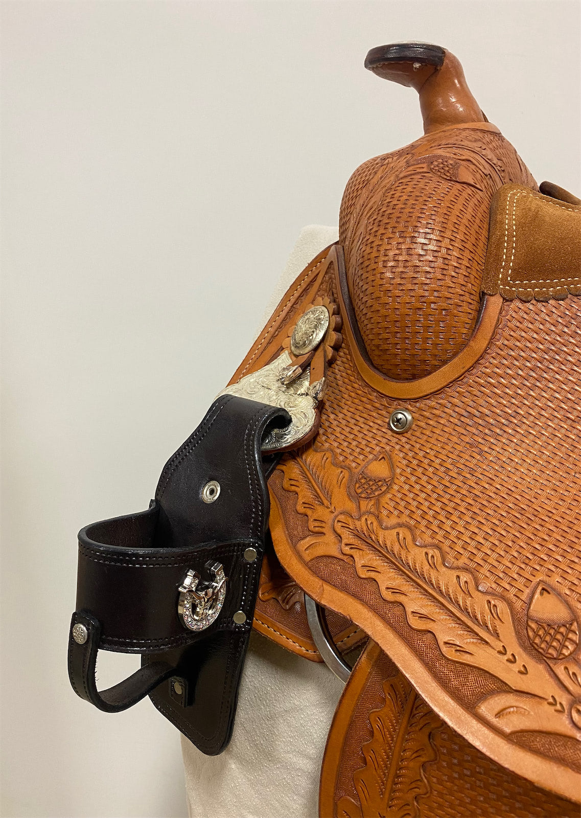 Saddle Sipper - Saddle Drink Holster