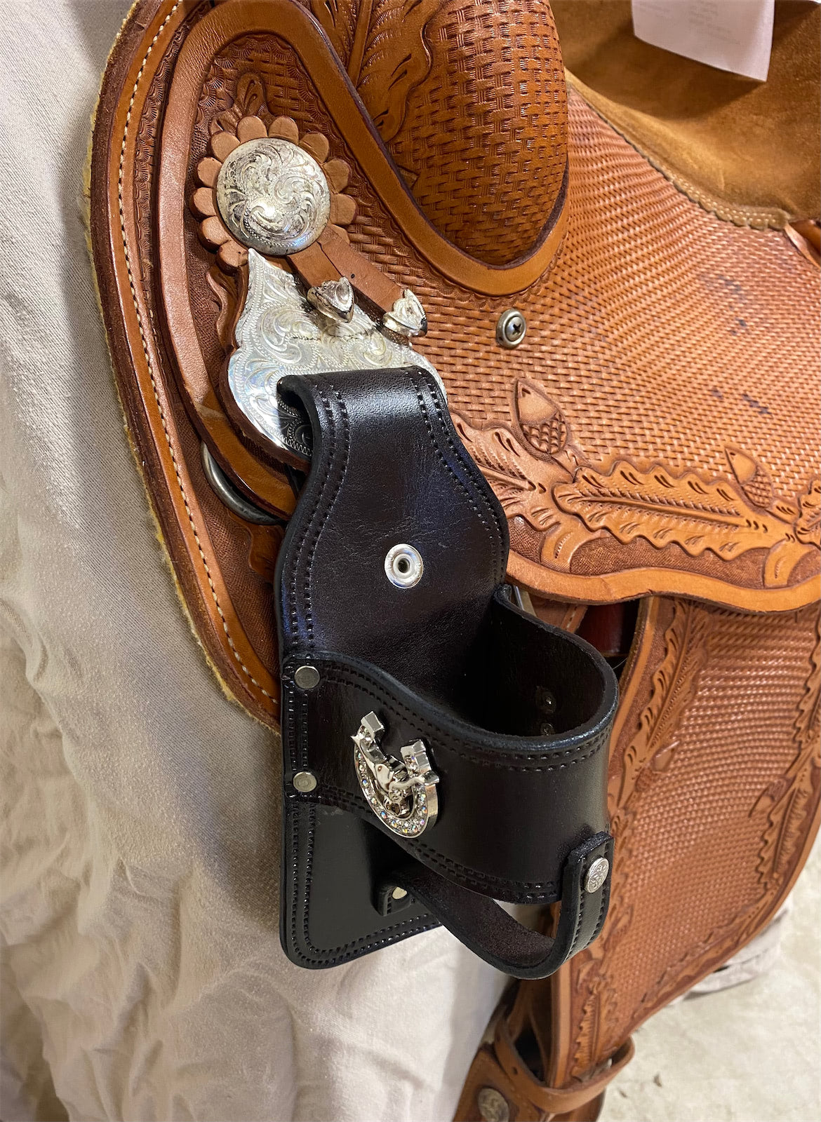 Saddle Sipper - Saddle Drink Holster