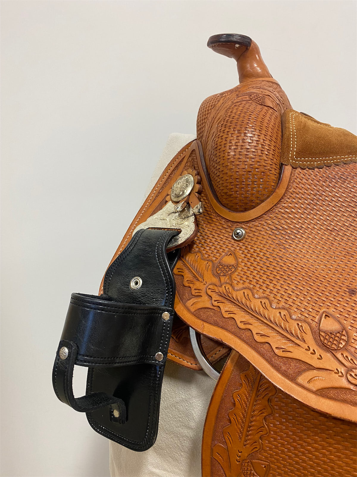 Saddle Sipper - Saddle Drink Holster