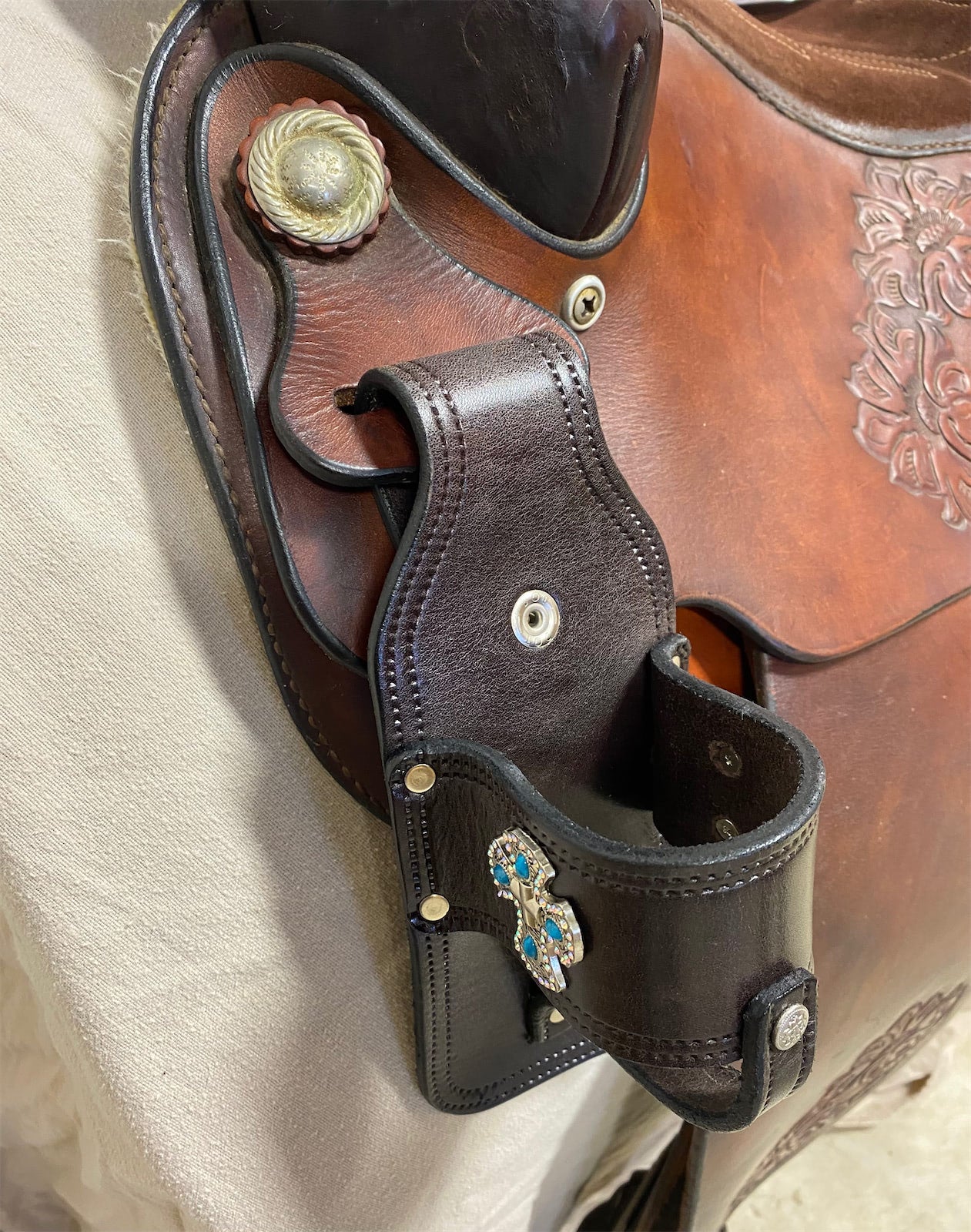 Saddle Sipper - Saddle Drink Holster