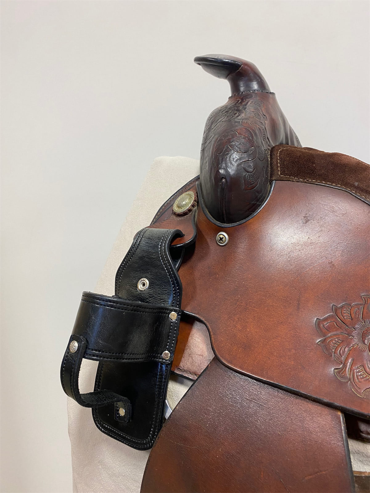 Saddle Sipper - Saddle Drink Holster