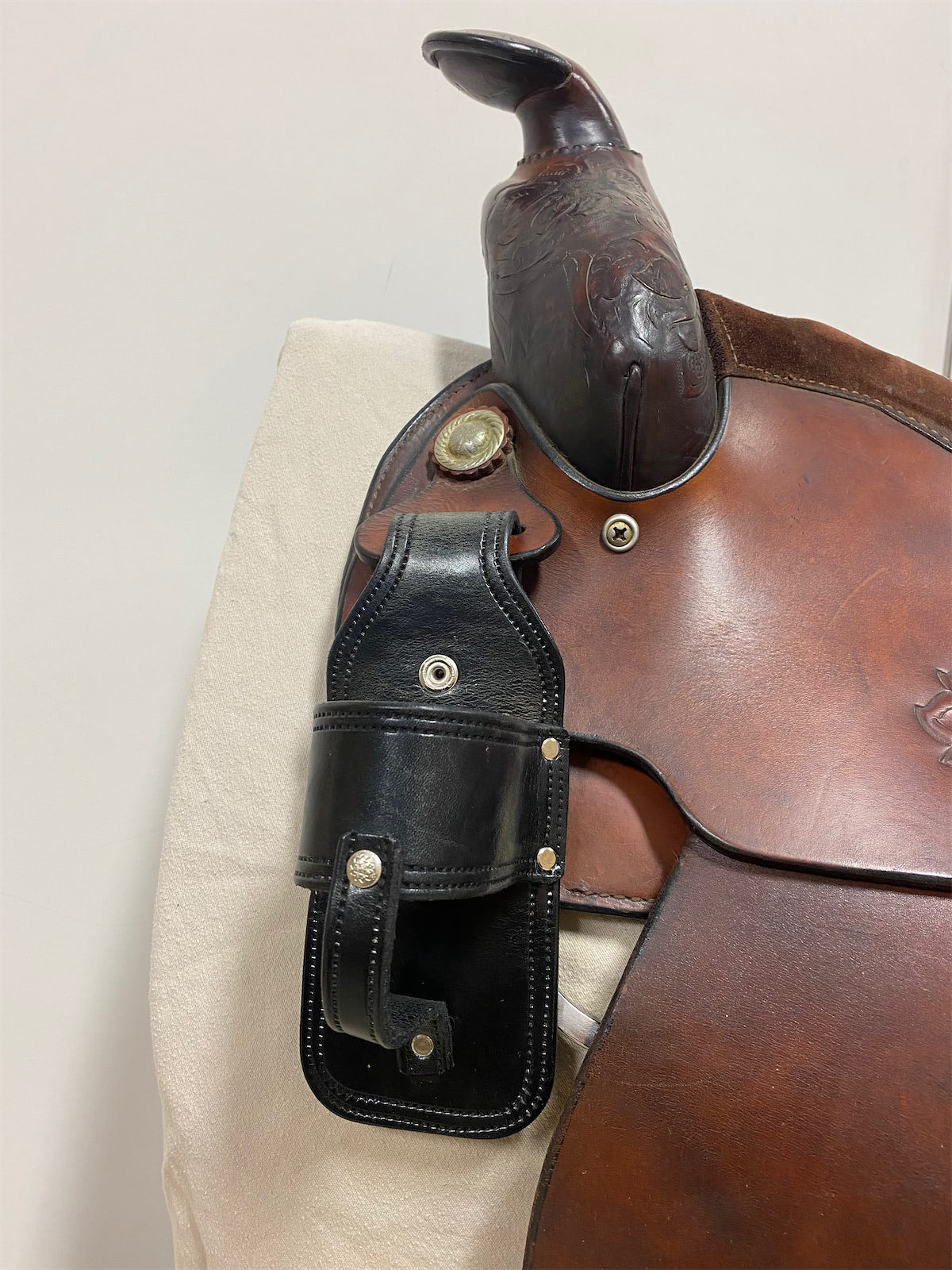 Saddle Sipper - Saddle Drink Holster